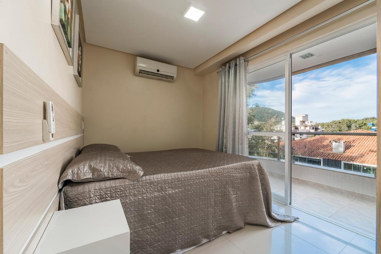 Residencial Edite No Centro De Bombinha Bombinhas Eksteriør billede