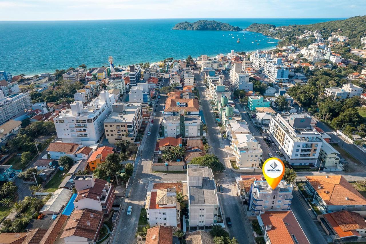 Residencial Edite No Centro De Bombinha Bombinhas Eksteriør billede